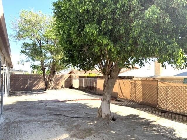 43320 Texas Avenue, Palm Desert, CA 92211