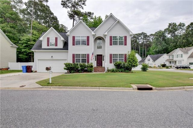 541 Lake Crest DR, Chesapeake, VA 23323
