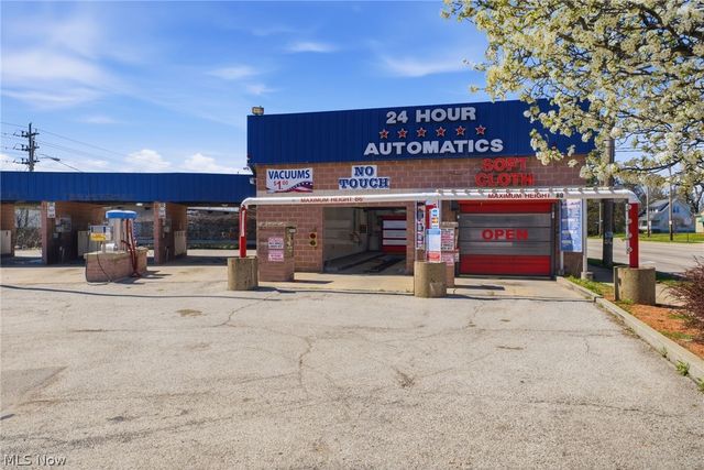 16436 Miles Avenue, Cleveland, OH 44128
