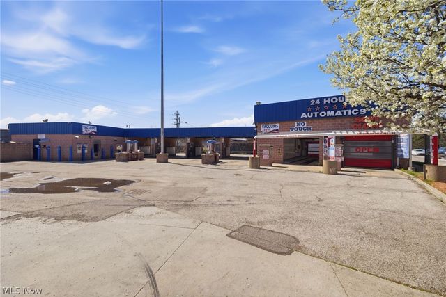 16436 Miles Avenue, Cleveland, OH 44128