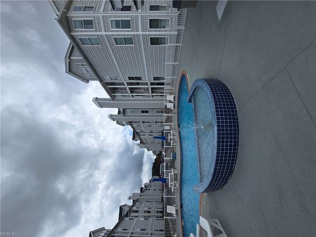 2313 Beach Haven Dr Apt 303, Virginia Beach, VA 23451