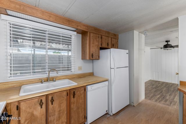 16208 N 35TH Place, Phoenix, AZ 85032