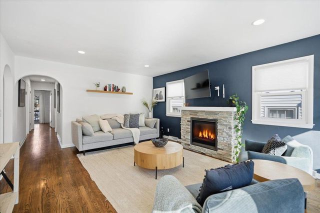 3714 Odana Road, Madison, WI 53711