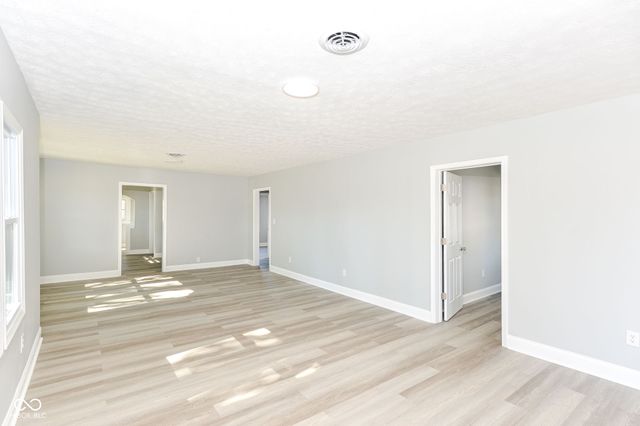 1201 N Canal Street, Alexandria, IN 46001