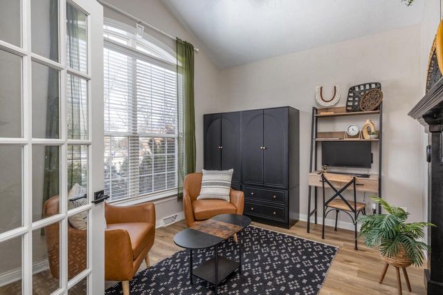 4694 INDIAN BEND ROAD, Oshkosh, WI 54904