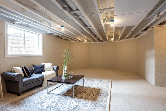 4694 INDIAN BEND ROAD, Oshkosh, WI 54904