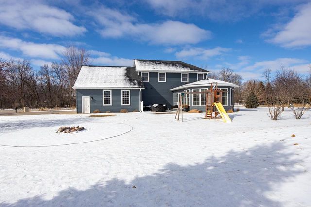 4694 INDIAN BEND ROAD, Oshkosh, WI 54904
