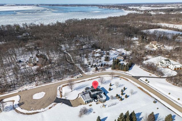 4694 INDIAN BEND ROAD, Oshkosh, WI 54904