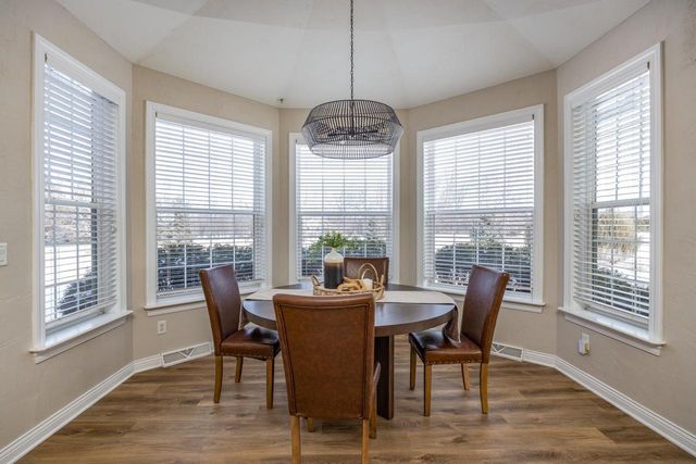 4694 INDIAN BEND ROAD, Oshkosh, WI 54904