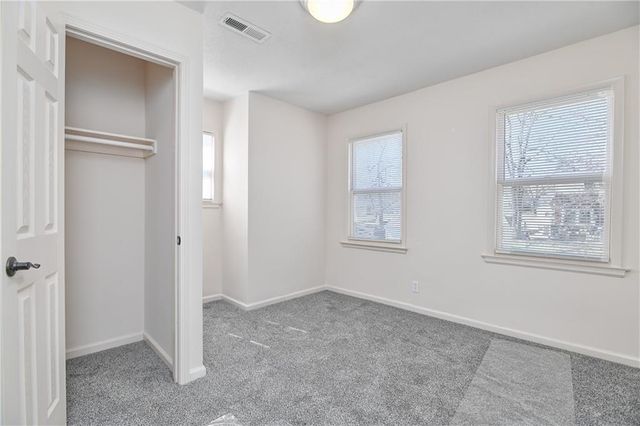 7442 Paseo Boulevard, Kansas City, MO 64131