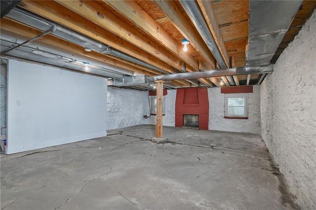 7442 Paseo Boulevard, Kansas City, MO 64131