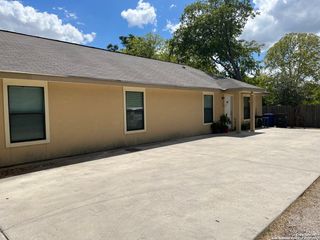 823 Bynum Ave Unit 201, San Antonio, TX 78211