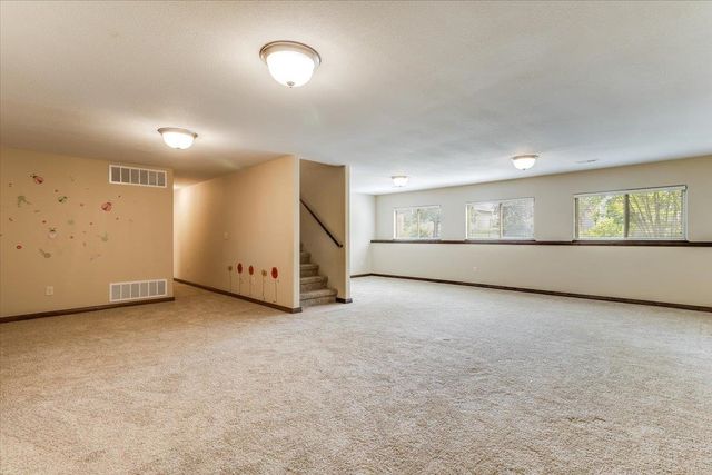 2726 N Woodridge, Wichita, KS 67226