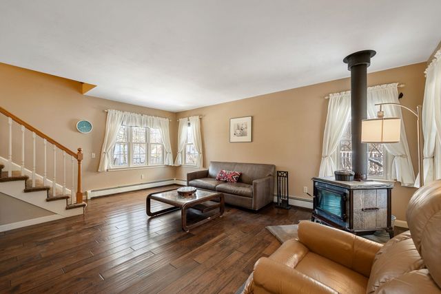 72 Grey Meadow Drive, Burlington, VT 05408