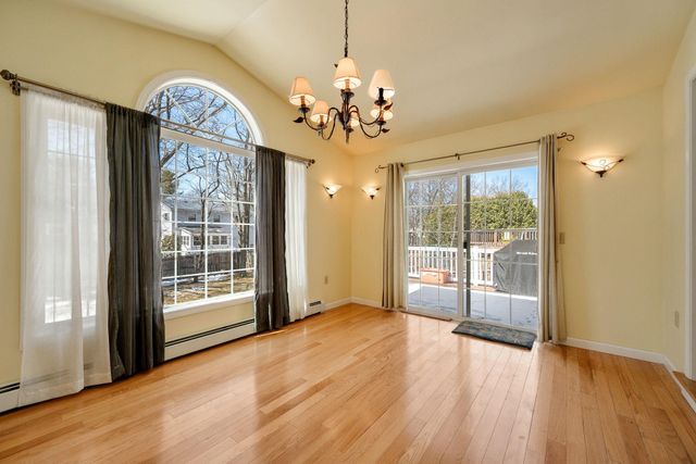 72 Grey Meadow Drive, Burlington, VT 05408