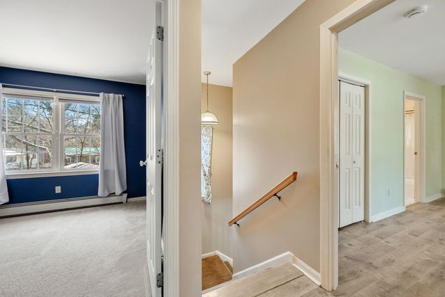 72 Grey Meadow Drive, Burlington, VT 05408