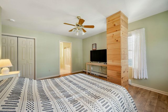 72 Grey Meadow Drive, Burlington, VT 05408
