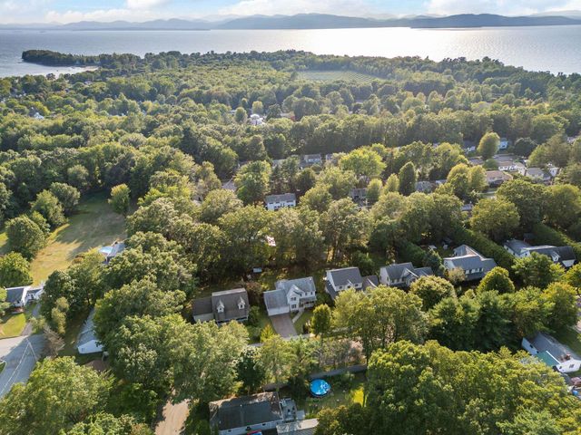 72 Grey Meadow Drive, Burlington, VT 05408