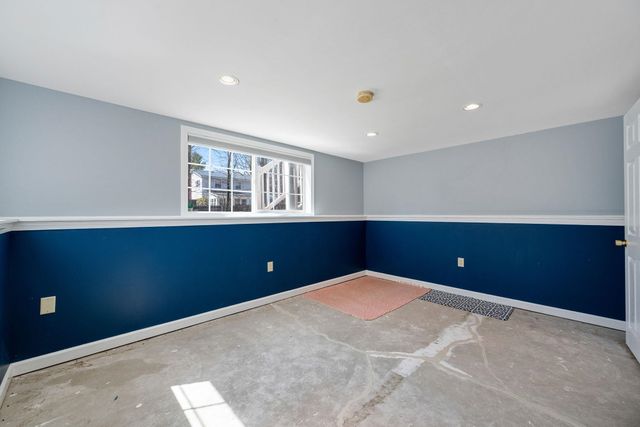 72 Grey Meadow Drive, Burlington, VT 05408