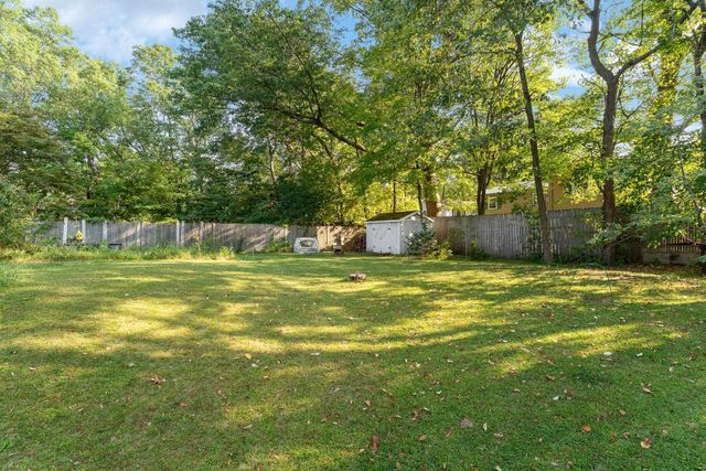 72 Grey Meadow Drive, Burlington, VT 05408