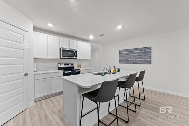 15807 Laurelbrooke Loop, Fairhope, AL 36532