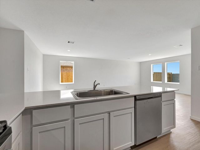 2207 Graycliff Estate Lane, League City, TX 77573