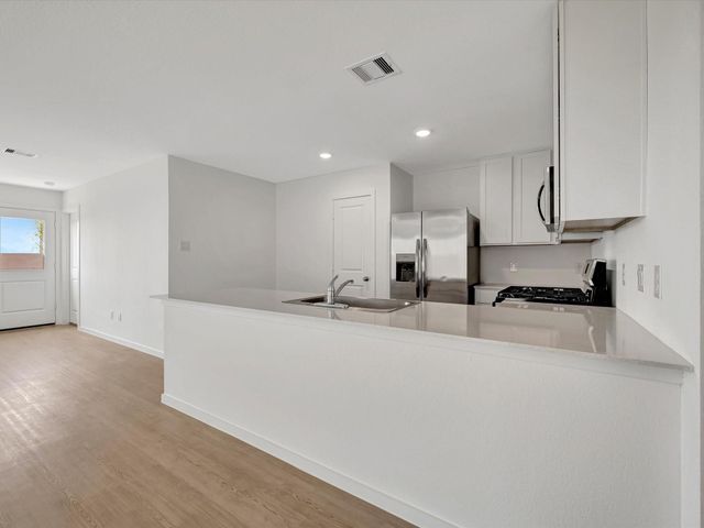 2207 Graycliff Estate Lane, League City, TX 77573