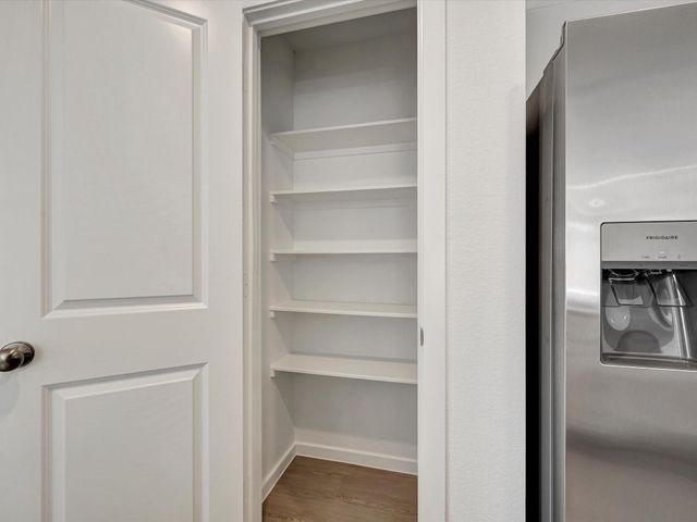 2207 Graycliff Estate Lane, League City, TX 77573