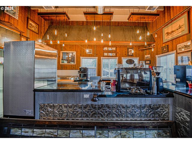 49215 HIGHWAY 30, Westport, OR 97016