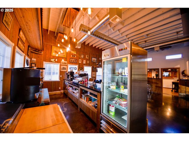 49215 HIGHWAY 30, Westport, OR 97016