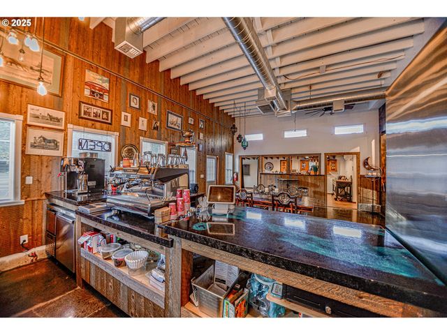 49215 HIGHWAY 30, Westport, OR 97016