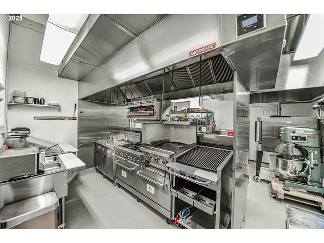 49215 HIGHWAY 30, Westport, OR 97016