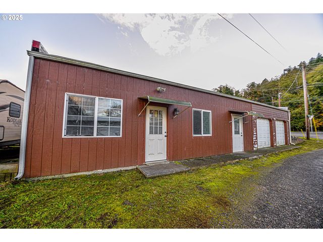 49215 HIGHWAY 30, Westport, OR 97016