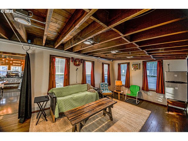 49215 HIGHWAY 30, Westport, OR 97016