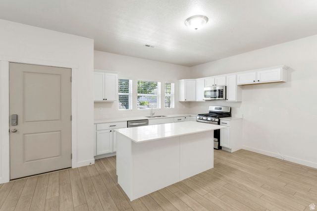 3747 W DREXLER DR, Lehi, UT 84043
