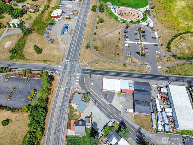 3618 Chrisella Road E, Edgewood, WA 98372