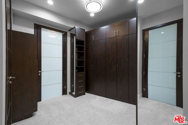 1318 Roxbury Drive 219, Los Angeles, CA 90035