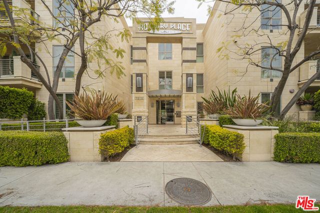 1318 Roxbury Drive 219, Los Angeles, CA 90035