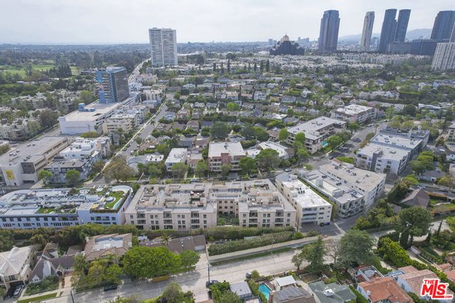 1318 Roxbury Drive 219, Los Angeles, CA 90035