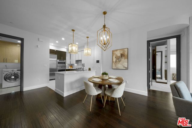 1318 Roxbury Drive 219, Los Angeles, CA 90035