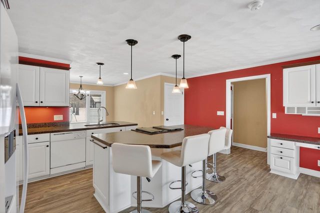 3195 W Danbury Drive, Janesville, WI 53546