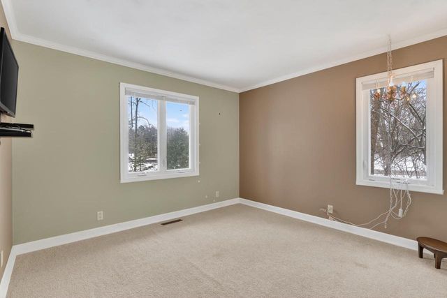 3195 W Danbury Drive, Janesville, WI 53546