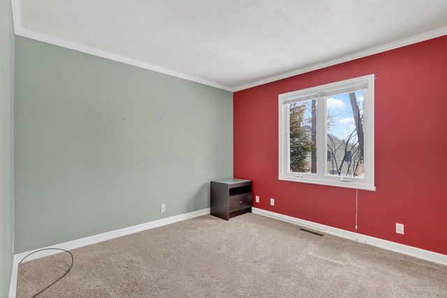 3195 W Danbury Drive, Janesville, WI 53546