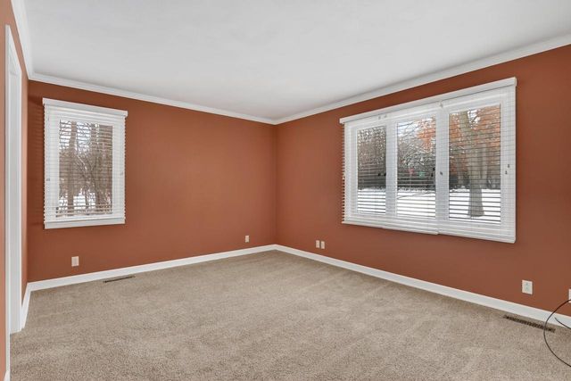 3195 W Danbury Drive, Janesville, WI 53546