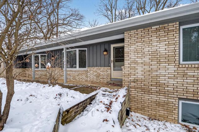 3195 W Danbury Drive, Janesville, WI 53546