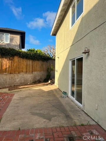 978 Modjeska, Costa Mesa, CA 92627