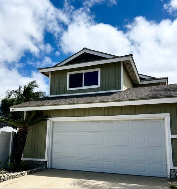 978 Modjeska, Costa Mesa, CA 92627