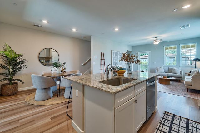 4029 Dover St, West Sacramento, CA 95691