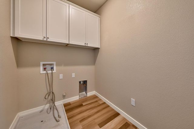 4029 Dover St, West Sacramento, CA 95691