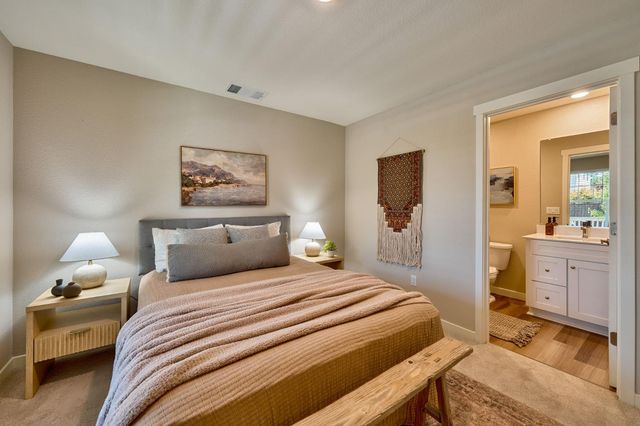 4029 Dover St, West Sacramento, CA 95691